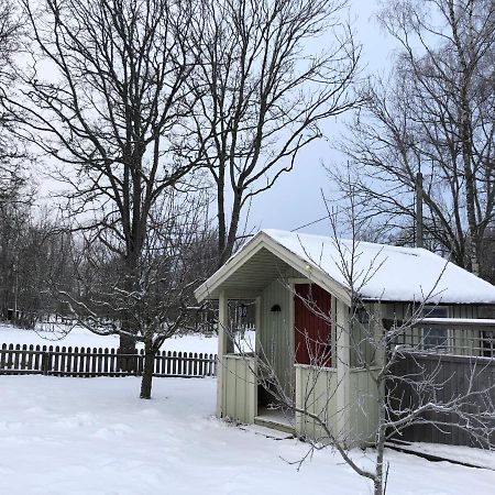 Two Small Guest Houses By Lake Rent Out As One Ю Экстерьер фото